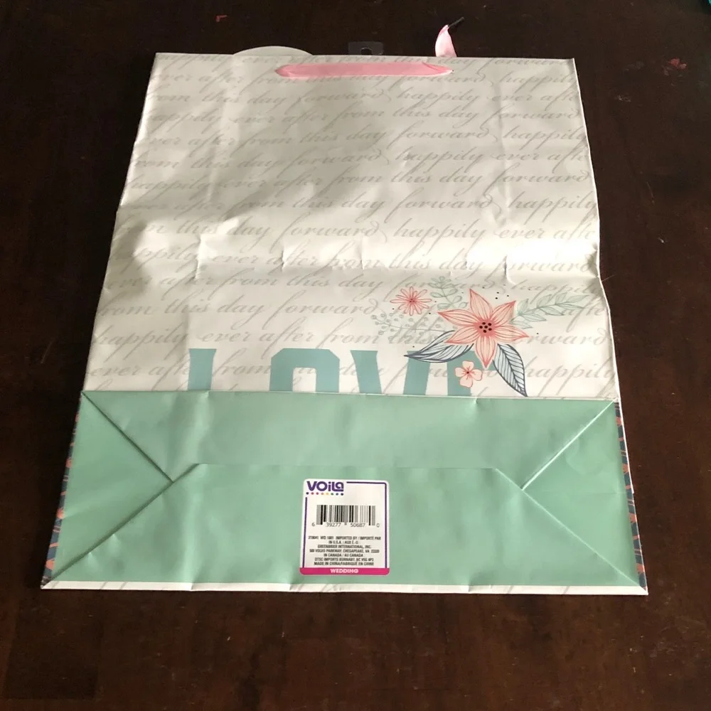 🍄 LOVE Bridal Shower Gift Bag